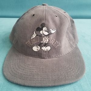 NWT Unworn Vintage Walt Disney World Mickey Mouse Snapback Hat Goofy Hat Co.